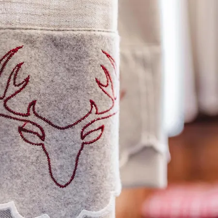 Sunna Hoeckli - Pistennah Und Ruhig Mit Panoramablick