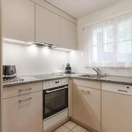 Sunna Hoeckli - Pistennah Und Ruhig Mit Panoramablick ארוזה