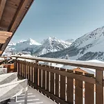 Sunna Hoeckli - Pistennah Und Ruhig Mit Panoramablick Arosa